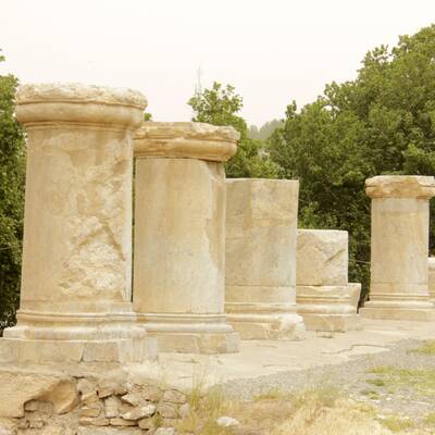 معبد آناهیتا